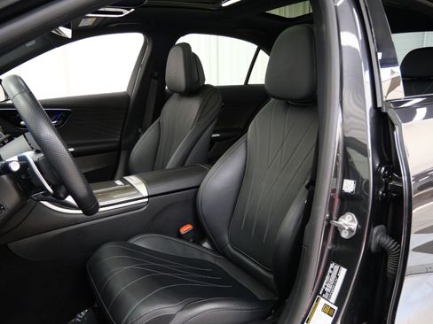 Used 2024 Mercedes-Benz C 63 AMG S image 23