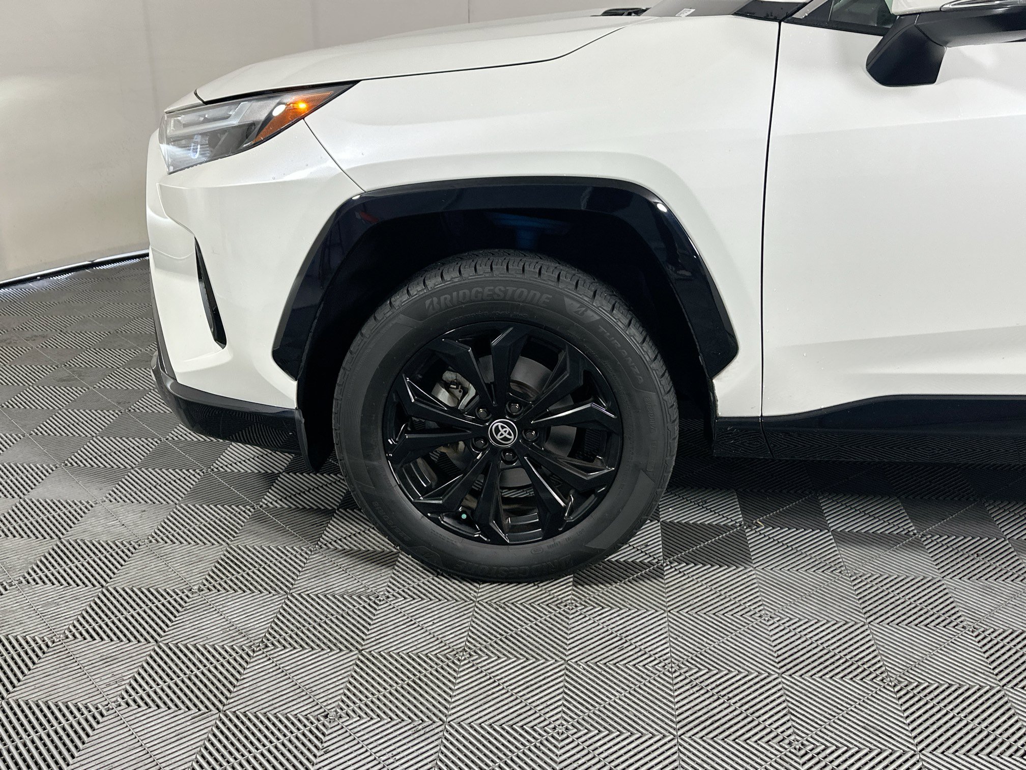 Certified 2022 Toyota RAV4 SE AWD/4WD image 11