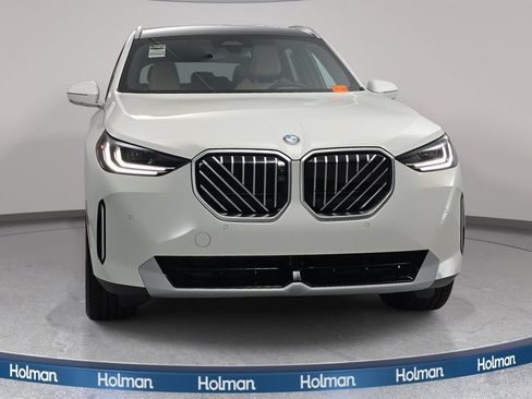 New 2026 BMW X3 xDrive30i w/ Premium Package AWD/4WD image 2