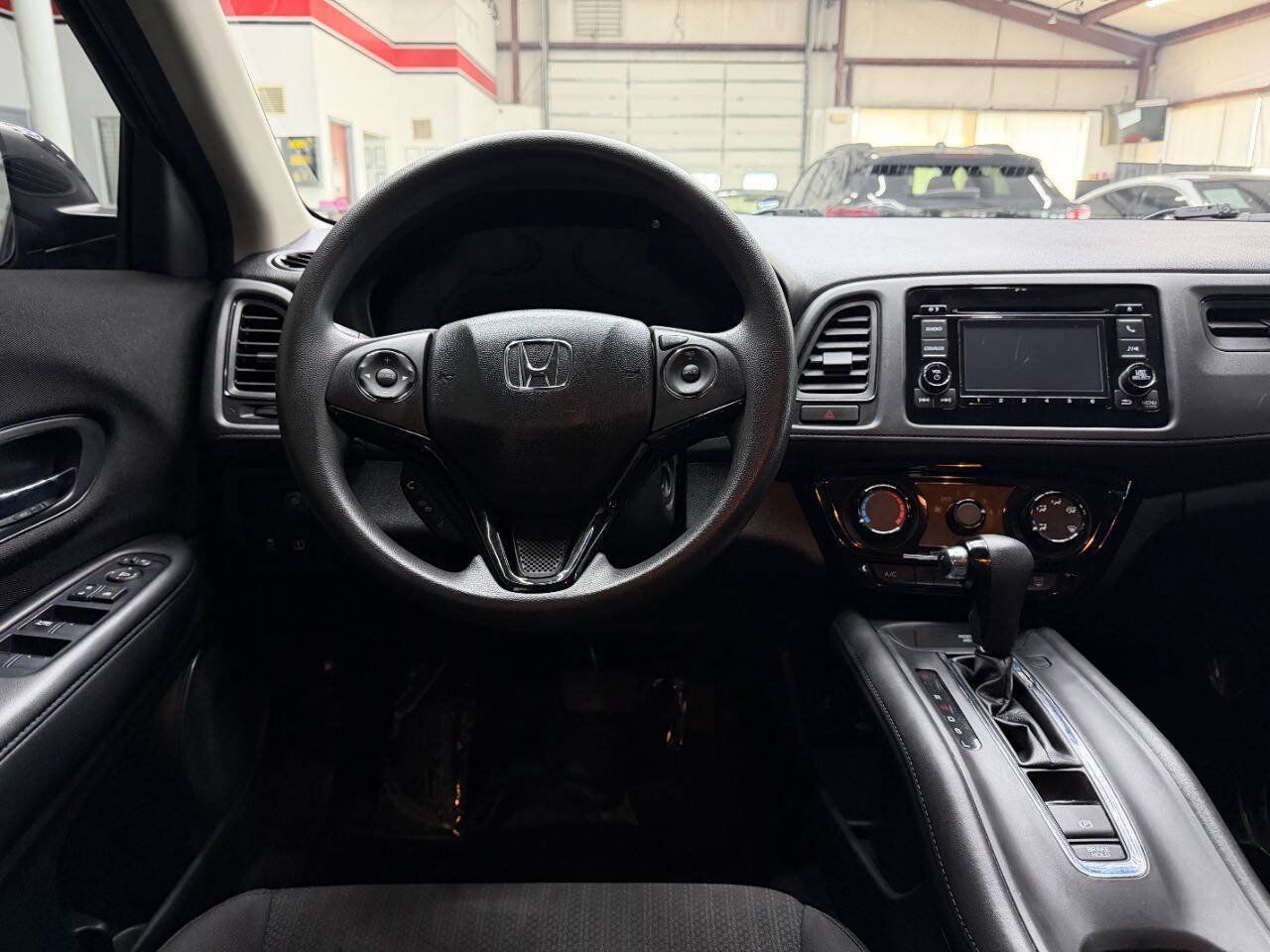 Used 2017 Honda HR-V LX image 21