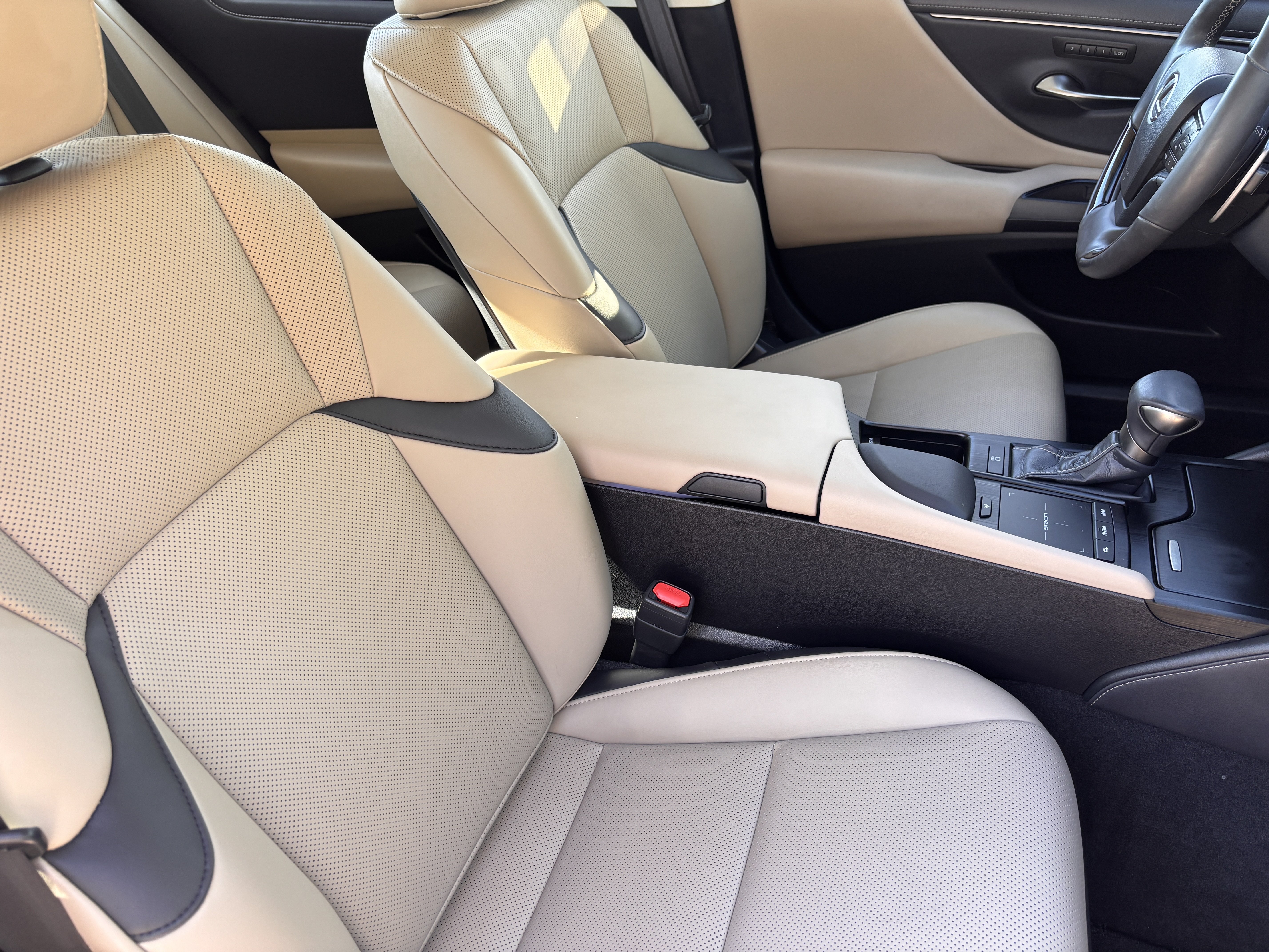 Certified 2020 Lexus ES 350 w/ Premium Package FWD image 34