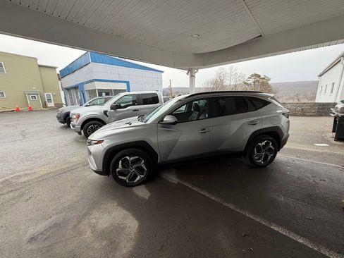 Used 2023 Hyundai Tucson SEL w/ Convenience Package image 2