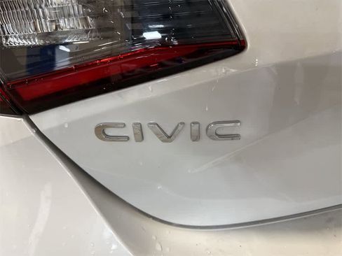 Used 2023 Honda Civic Sport image 24