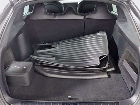 Used 2024 Tesla Model X image 38