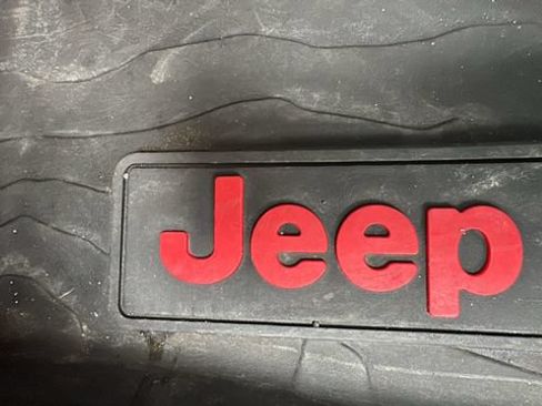Used 2021 Jeep Wrangler Sport AWD/4WD image 30