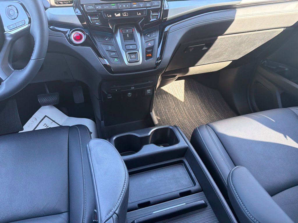 Certified 2024 Honda Odyssey Touring image 16