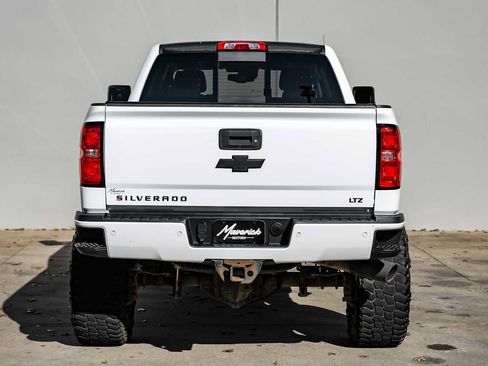 Used 2016 Chevrolet Silverado 3500 LTZ w/ Duramax Plus Package image 10