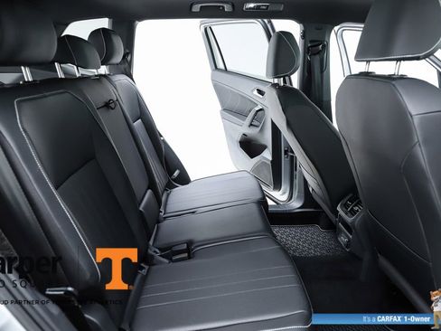 Used 2023 Volkswagen Tiguan SE R-Line AWD/4WD image 38