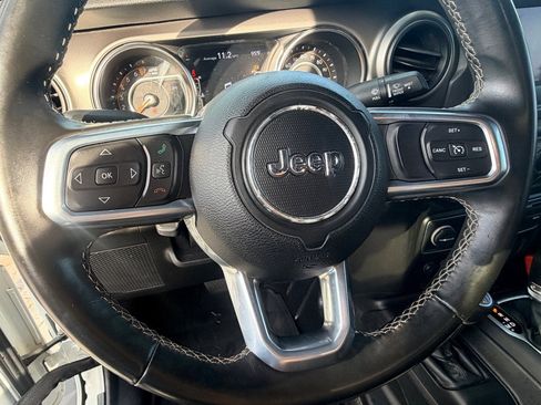 Used 2020 Jeep Gladiator Sport w/ Quick Order Package 24S AWD/4WD image 12