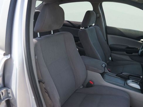 Used 2012 Honda Accord LX image 19