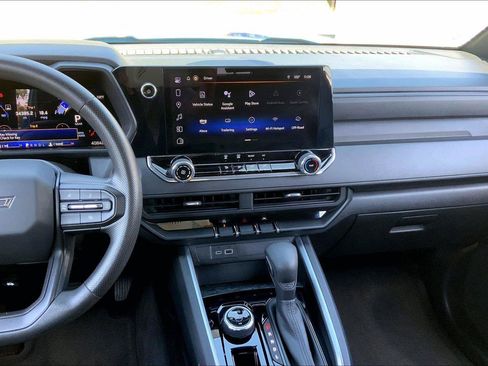 Used 2024 Chevrolet Colorado Trail Boss w/ Advanced Trailering Package AWD/4WD image 6