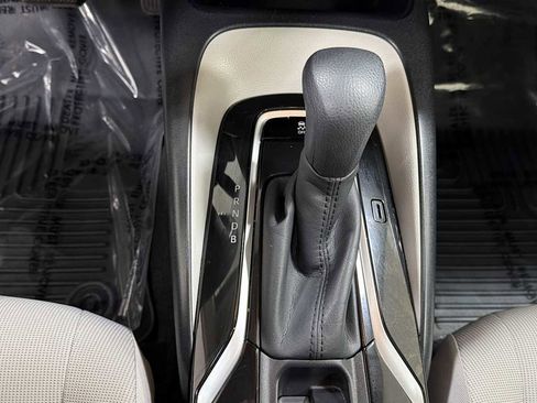 Used 2020 Toyota Corolla LE w/ LE Premium Package image 21