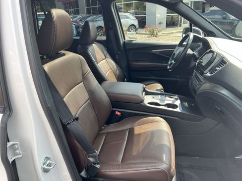 Used 2024 Honda Passport EX-L image 26