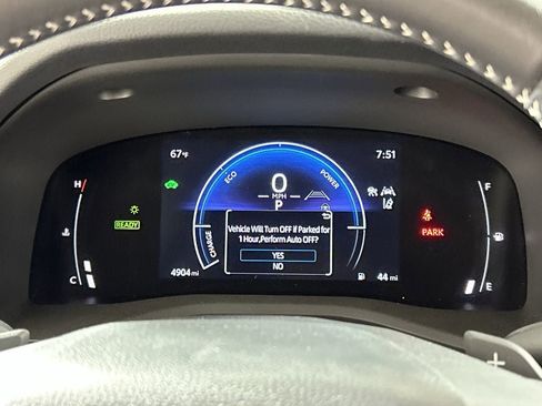 Used 2026 Toyota Camry SE image 14