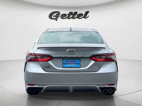 Used 2022 Toyota Camry SE w/ Audio Upgrade Package FWD image 6