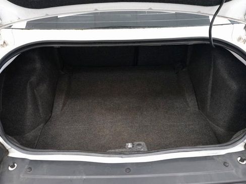 Used 2019 Dodge Challenger SXT image 42