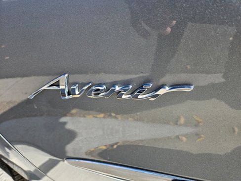 Used 2024 Buick Enclave Avenir w/ Avenir Technology Package image 20