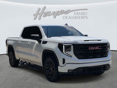 Used 2025 GMC Sierra 1500 Elevation RWD image 1