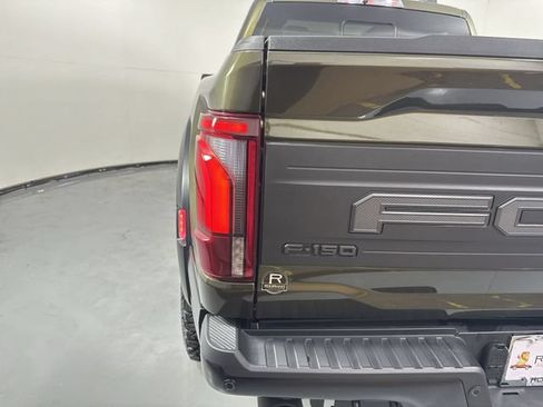 Used 2025 Ford F150 Raptor AWD/4WD image 31