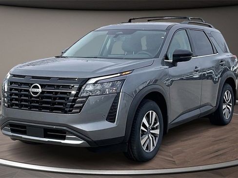 New 2026 Nissan Pathfinder SL image 1