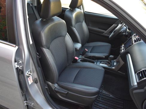 Used 2017 Subaru Forester 2.0XT Premium w/ Popular Package #2A image 19