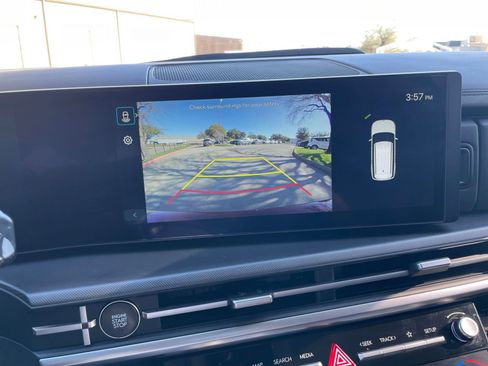 Used 2025 Hyundai Santa Fe SEL image 60