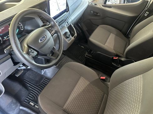 Used 2022 Ford E-Transit Medium Roof w/ Load Area Protection Package image 11