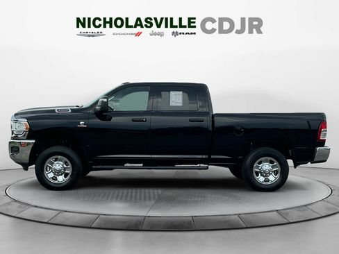 Used 2024 RAM 3500 Tradesman w/ Chrome Appearance Group AWD/4WD image 2