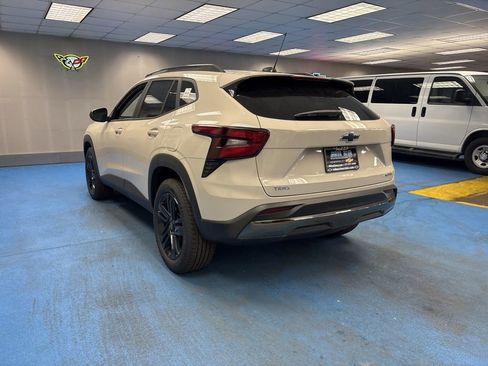 New 2026 Chevrolet Trax ACTIV w/ Driver Confidence Package FWD image 9