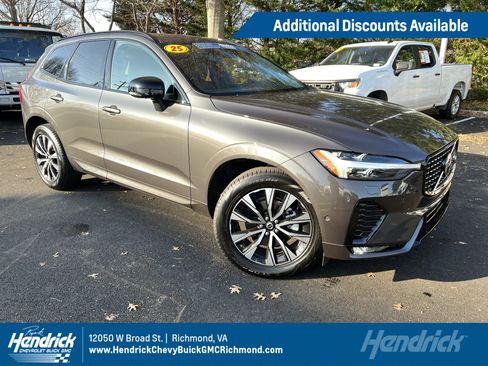 Used 2025 Volvo XC60 B5 Plus w/ Climate Package image 1
