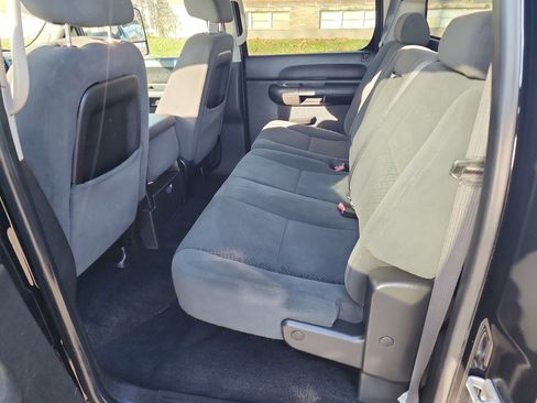 Used 2008 Chevrolet Silverado 2500 LT w/ 1LT Convenience Package image 11