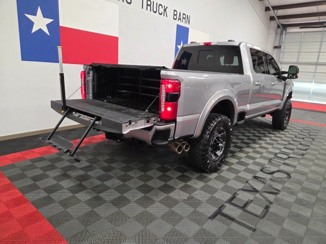 Used 2024 Ford F250 Lariat w/ Lariat Ultimate Package AWD/4WD image 30