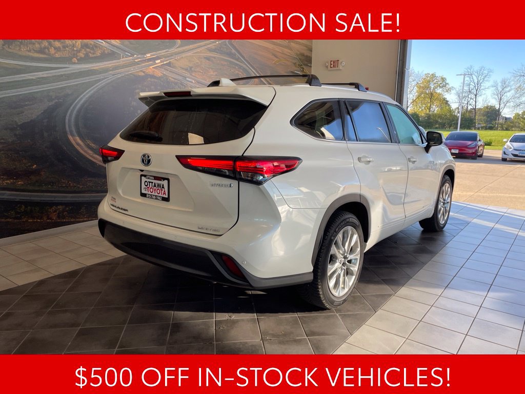 Used 2020 Toyota Highlander Limited FWD image 6