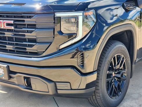 New 2026 GMC Sierra 1500 Pro w/ Graphite Edition image 17