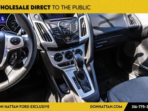 Used 2013 Ford Focus SE FWD image 8