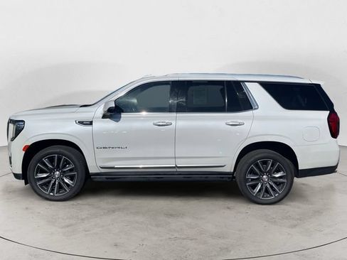 Used 2021 GMC Yukon Denali w/ Denali Premium Package AWD/4WD image 2