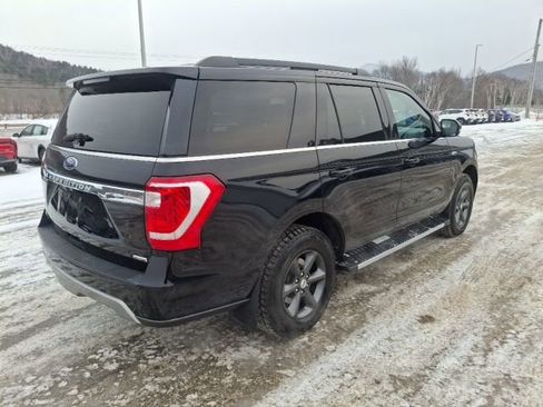 Used 2020 Ford Expedition XLT w/ FX4 Off-Road Package image 3