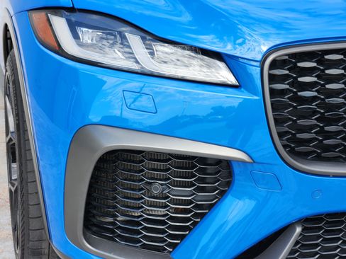 Used 2021 Jaguar F-PACE SVR AWD/4WD image 10