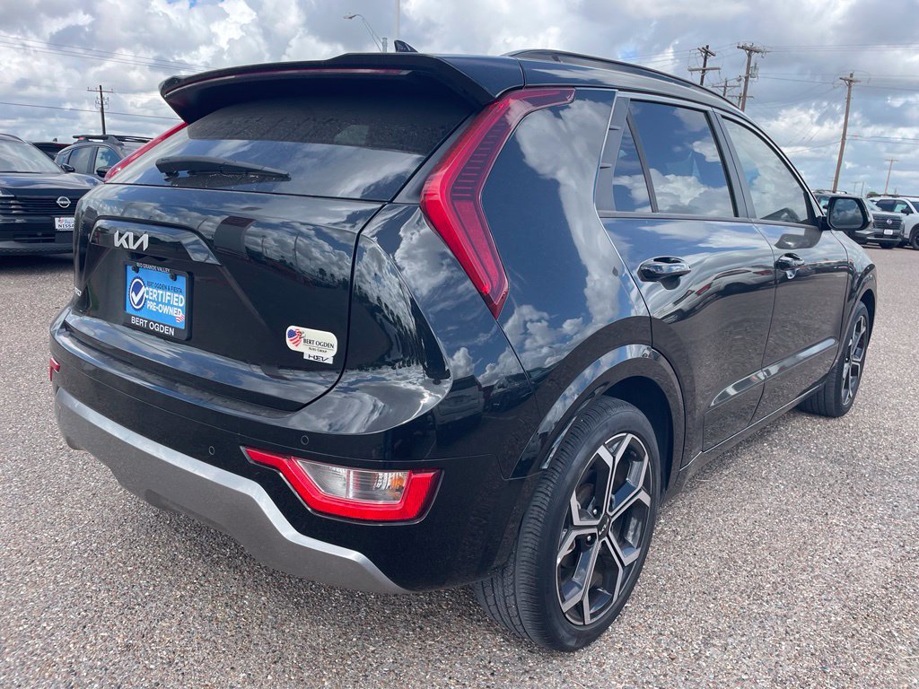 Used 2023 Kia Niro EX Touring FWD image 3