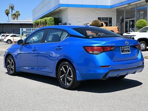 Used 2024 Nissan Sentra SV FWD image 6