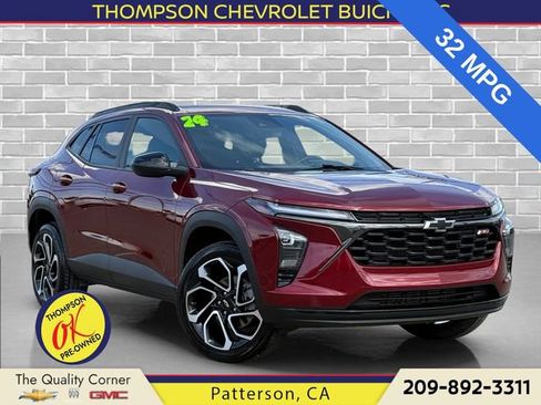 Used 2024 Chevrolet Trax RS FWD image 1