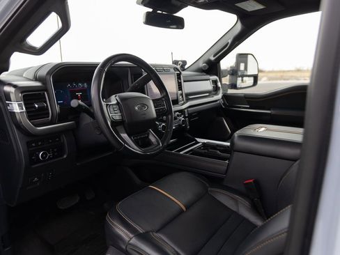 Used 2024 Ford F350 Platinum w/ Tremor Off-Road Package image 19