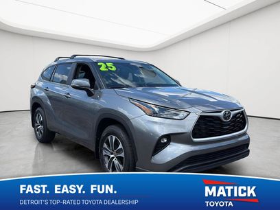 Used 2025 Toyota Highlander XLE