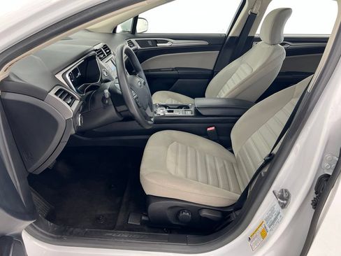 Used 2018 Ford Fusion S FWD image 17