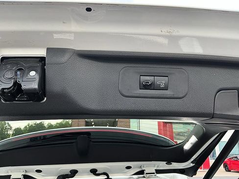 Used 2024 Toyota Grand Highlander AWD image 30