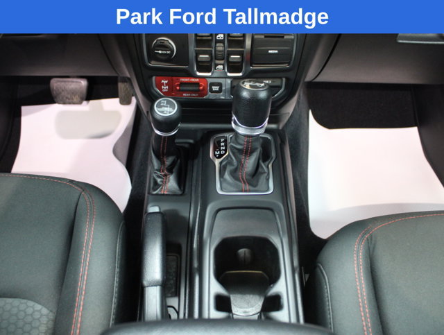 Used 2018 Jeep Wrangler Unlimited Rubicon AWD/4WD image 18