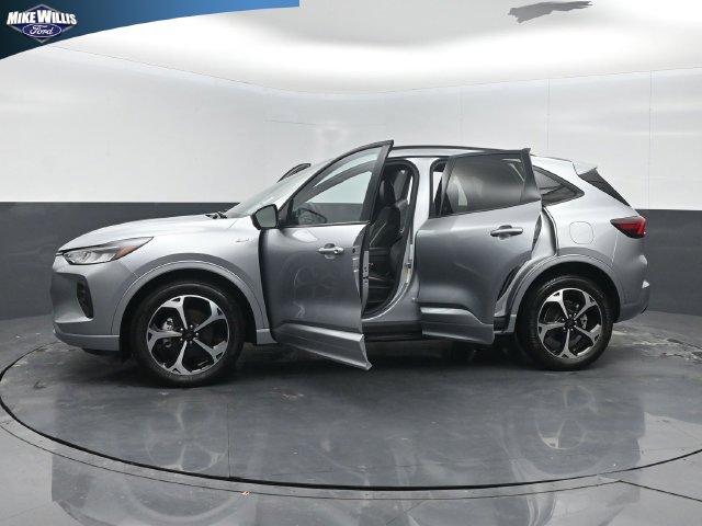 Used 2023 Ford Escape ST-Line Select w/ Tech Pack #2 AWD/4WD image 28