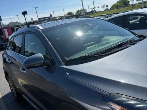 Used 2021 Hyundai Tucson Limited AWD/4WD image 15