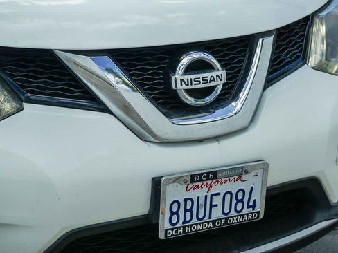 Used 2016 Nissan Rogue S FWD image 11