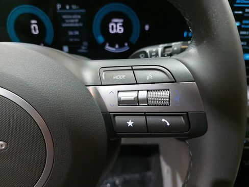 Certified 2025 Hyundai Kona SEL FWD image 19